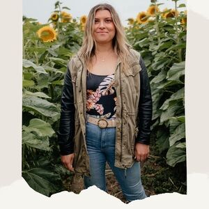 Meet your Posher, Lanny✨